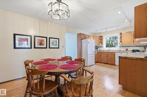 365 Kline Crescent Nw, Edmonton, AB - Indoor