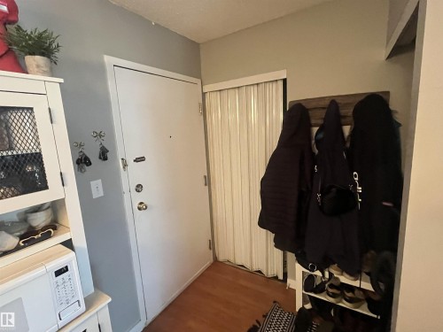 #205 5065 31 Av Nw, Edmonton, AB - Indoor Photo Showing Other Room