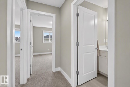 9412 Pear Crescent Sw, Edmonton, AB - Indoor Photo Showing Other Room