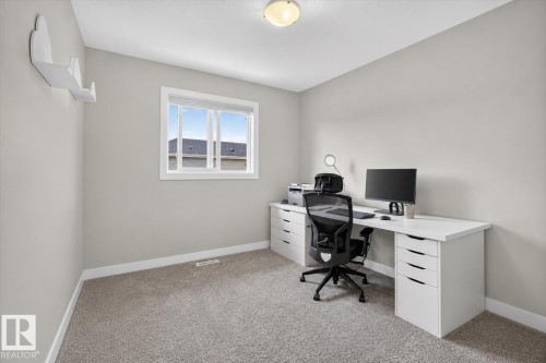 9412 Pear Crescent Sw, Edmonton, AB - Indoor Photo Showing Office