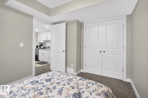 9412 Pear Crescent Sw, Edmonton, AB - Indoor Photo Showing Bedroom