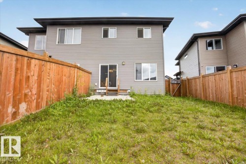 9412 Pear Crescent Sw, Edmonton, AB - Outdoor With Exterior