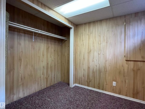 #A 17 Imperial Cr, Devon, AB - Indoor Photo Showing Other Room