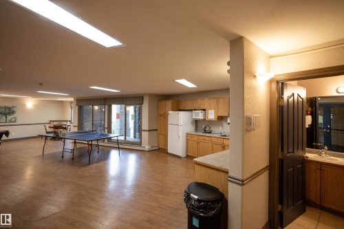 #324 2903 Rabbit Hill Rd Nw, Edmonton, AB - Indoor Photo Showing Other Room