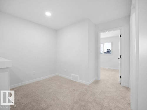 260 24 St Sw Sw, Edmonton, AB - Indoor Photo Showing Other Room