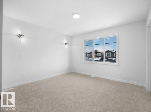 260 24 St Sw Sw, Edmonton, AB - Indoor Photo Showing Other Room
