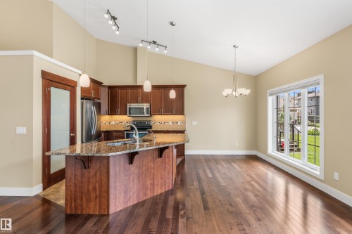 #214 50 Heatherglen Dr, Spruce Grove, AB - Indoor Photo Showing Kitchen With Stainless Steel Kitchen With Double Sink With Upgraded Kitchen