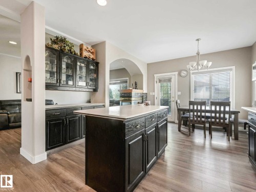 153 Kulawy Drive Nw, Edmonton, AB - Indoor