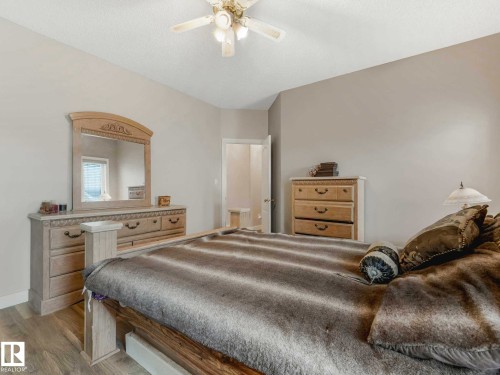 153 Kulawy Drive Nw, Edmonton, AB - Indoor Photo Showing Bedroom