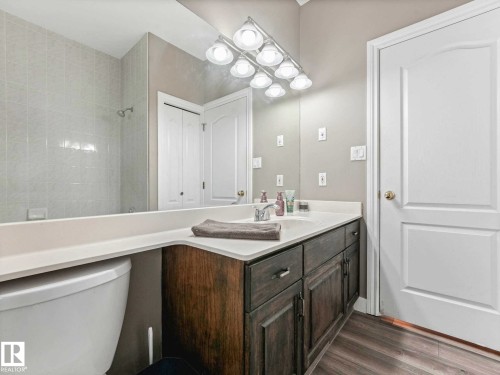 153 Kulawy Drive Nw, Edmonton, AB - Indoor Photo Showing Bathroom