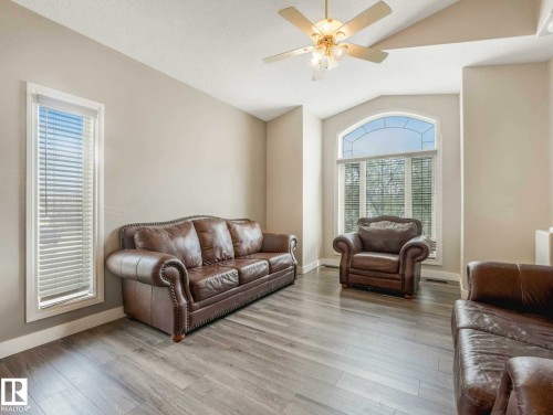 153 Kulawy Drive Nw, Edmonton, AB - Indoor Photo Showing Living Room