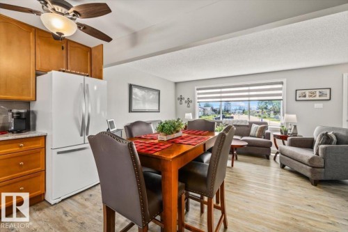 7408 133 Avenue Nw, Edmonton, AB - Indoor Photo Showing Dining Room