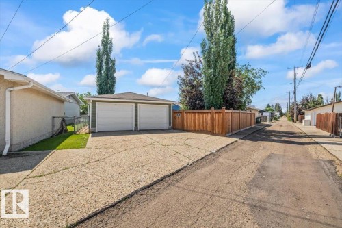 7408 133 Avenue Nw, Edmonton, AB - Outdoor