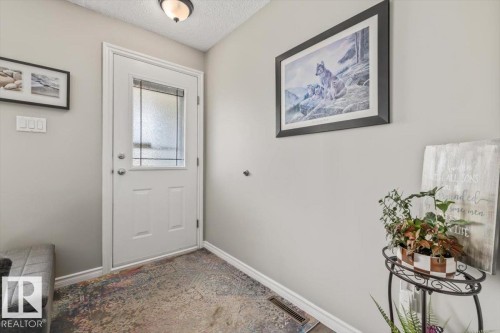 7408 133 Avenue Nw, Edmonton, AB - Indoor Photo Showing Other Room