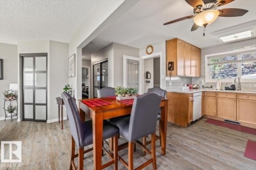 7408 133 Avenue Nw, Edmonton, AB - Indoor