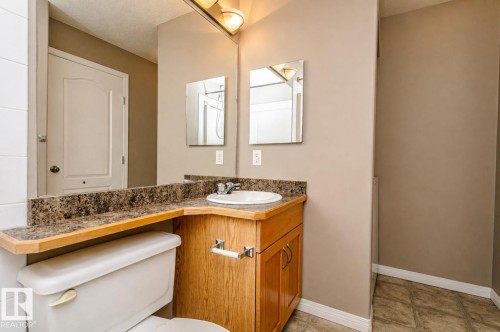 #411 3425 19 St Nw, Edmonton, AB - Indoor Photo Showing Bathroom