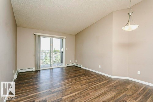 #411 3425 19 St Nw, Edmonton, AB - Indoor Photo Showing Other Room