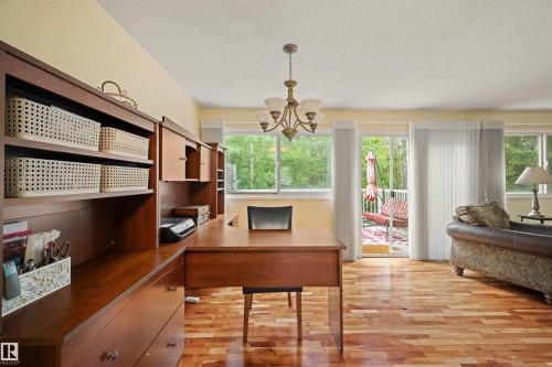 31 Royal Road Nw, Edmonton, AB - Indoor Photo Showing Office