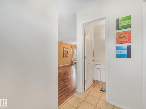 White interior walls - 18417 66 Avenue Nw, Edmonton, AB - Indoor Photo Showing Other Room