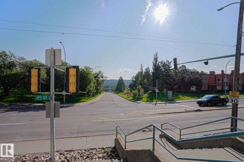 Additional content - #101 10118 95 St Nw Nw, Edmonton, AB - Outdoor