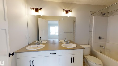 16 Nectar Wynd, St. Albert, AB - Indoor Photo Showing Bathroom