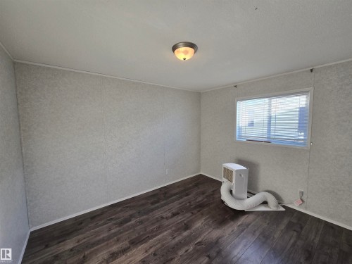 1133 Aspen Drive, Leduc, AB - Indoor