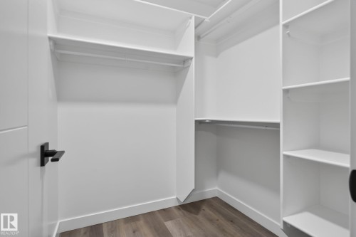 13 Enns Crest, Fort Saskatchewan, AB - Indoor With Storage