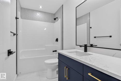 13 Enns Crest, Fort Saskatchewan, AB - Indoor Photo Showing Bathroom