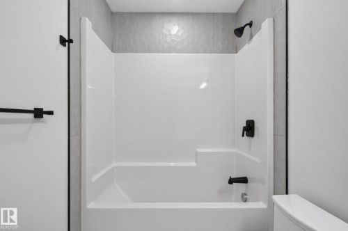 13 Enns Crest, Fort Saskatchewan, AB - Indoor Photo Showing Bathroom