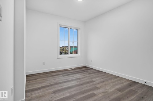 13 Enns Crest, Fort Saskatchewan, AB - Indoor Photo Showing Other Room