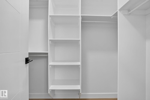 49 Elliott Wynd, Fort Saskatchewan, AB - Indoor With Storage
