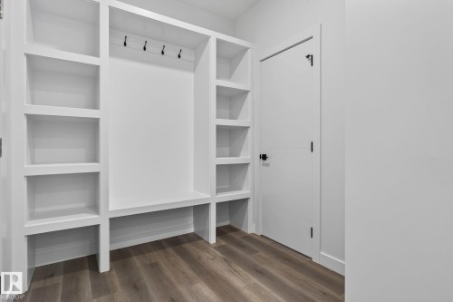 45 Elliott Wynd, Fort Saskatchewan, AB - Indoor With Storage