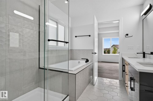 45 Elliott Wynd, Fort Saskatchewan, AB - Indoor Photo Showing Bathroom