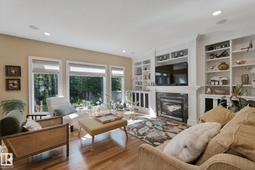 18 Embassy Place, St. Albert, AB - Indoor Photo Showing Living Room With Fireplace