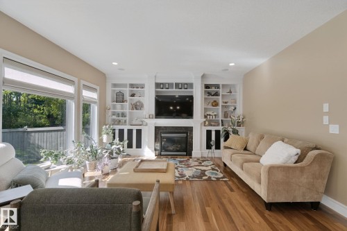 18 Embassy Place, St. Albert, AB - Indoor Photo Showing Living Room With Fireplace