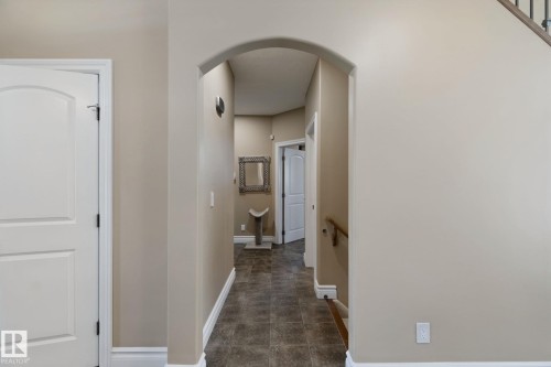18 Embassy Place, St. Albert, AB - Indoor Photo Showing Other Room