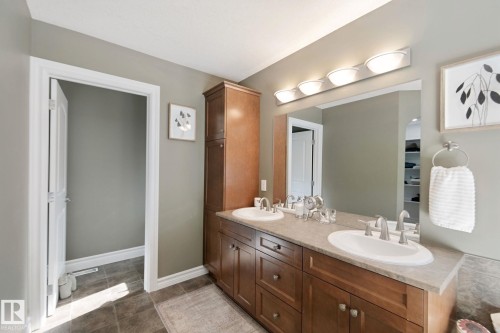 18 Embassy Place, St. Albert, AB - Indoor Photo Showing Bathroom