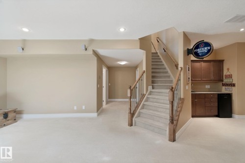 18 Embassy Place, St. Albert, AB - Indoor