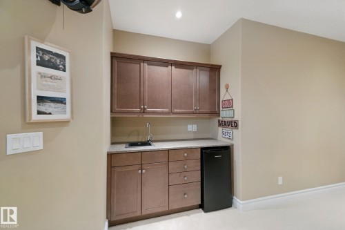 18 Embassy Place, St. Albert, AB - Indoor