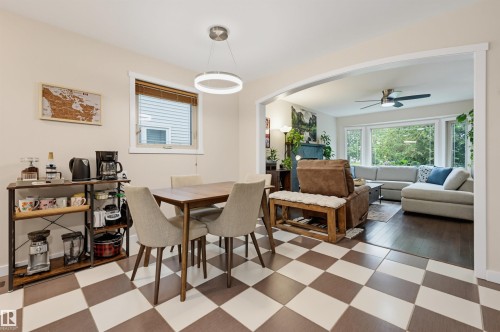 8316 189A Street Nw, Edmonton, AB - Indoor