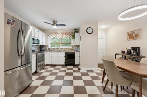 8316 189A Street Nw, Edmonton, AB - Indoor
