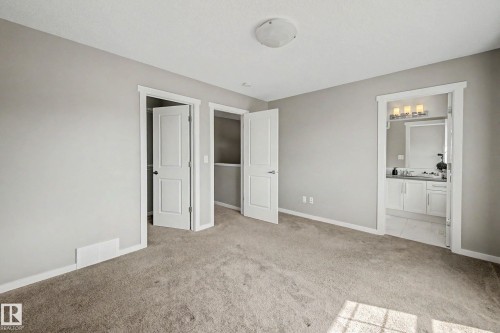 118 Southfork Road, Leduc, AB - Indoor Photo Showing Other Room