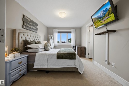 1 Dittrich Avenue, Fort Saskatchewan, AB - Indoor Photo Showing Bedroom