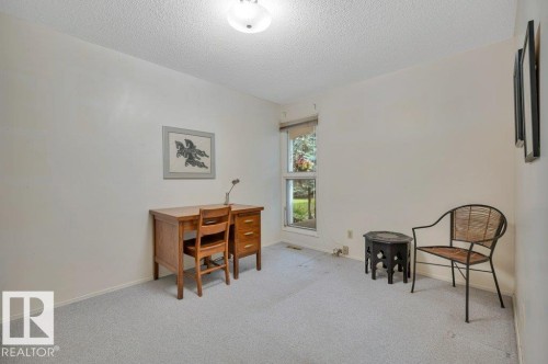 On main floor - 5620 151 Street Nw, Edmonton, AB - Indoor