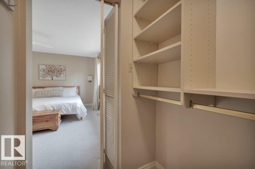Walk-in closet - 5620 151 Street Nw, Edmonton, AB - Indoor