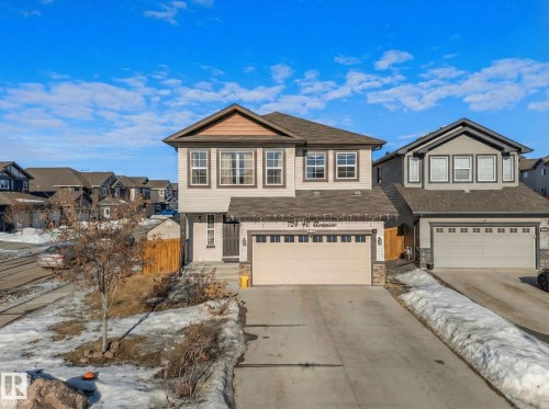724 40 Avenue Nw, Edmonton, AB - Outdoor With Facade