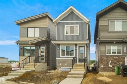 4296 KINGLET Drive NW Edmonton, AB T5S 0T1