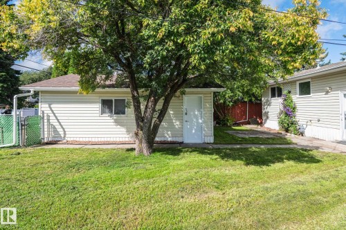 10431 137 Avenue Nw, Edmonton, AB - Outdoor