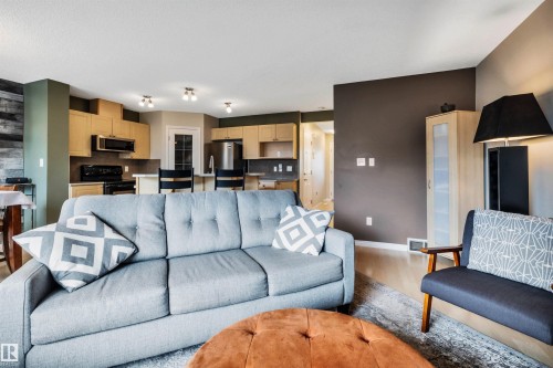 #12 20 Norman Ct, St. Albert, AB - Indoor Photo Showing Living Room