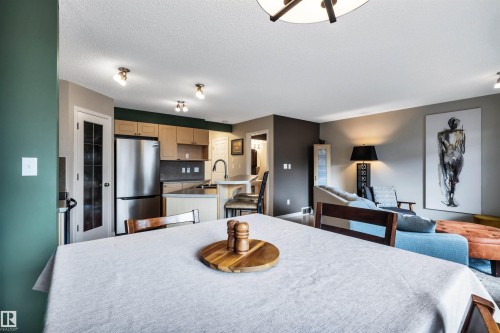 #12 20 Norman Ct, St. Albert, AB - Indoor